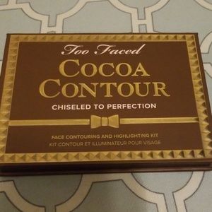 Too faced contour palette